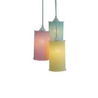 Lustre Pendente Triplo Arabesco Verde, Amarelo e Rosa