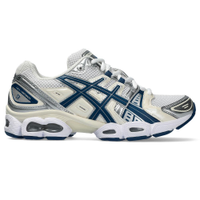 Tênis ASICS GEL-Nimbus 9 - Feminino - Branco com Creme e Azul