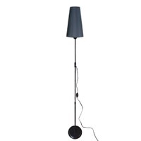 Luminária De Chão Com Cúpula De Tecido Cone - Coluna De Luz - Base Preto Cúpula Preto