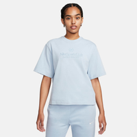 Camiseta Nike Sportswear Boxy Campus Feminina