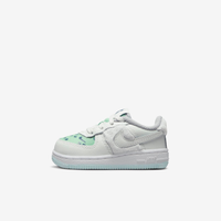 Tênis Nike Force 1 Low SE Infantil