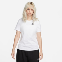 Camiseta Nike Sportswear Club Essentials Feminina