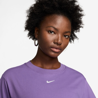 Camiseta Nike Sportswear Feminina