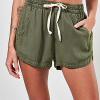 Short Verde Em Sarja Com Elástico