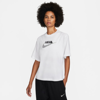 Camiseta Nike Sportswear Boxy Feminina