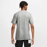 Camiseta Nike Sportswear Club Masculina