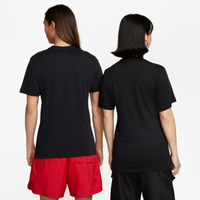 Camiseta Nike Sportswear Club Masculina