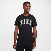 Camiseta Nike Sportswear Club Masculina