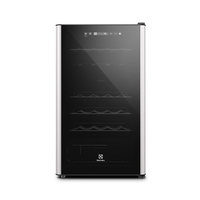 Adega de Vinho Climatizada Electrolux 29 Garrafas com Dual Zone e Painel Digital (WDF29)