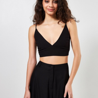 Top Cropped Preto Decote V