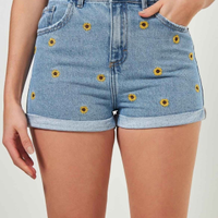 Short Jeans Bordado Girassol